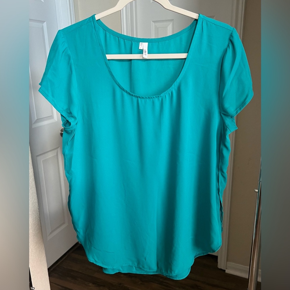 Studio Y Women’s Semi Sheer Top